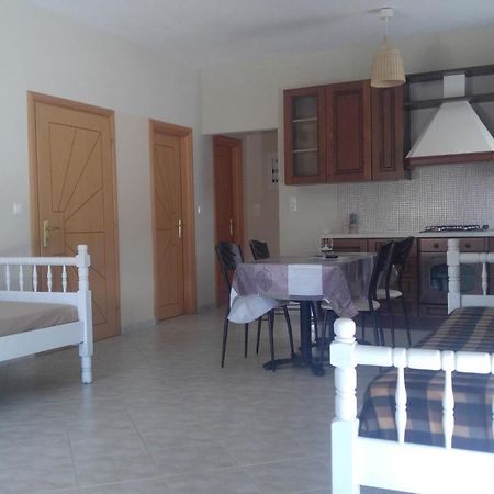 Avantis Apartments Perivolia  Chambre photo