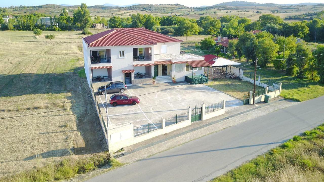 Avantis Apartments Perivolia  Extérieur photo